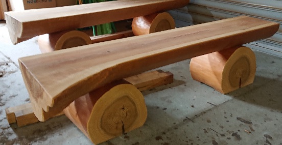 木材加工 – 丸太ベンチ | 内子・森と町並みの設計社